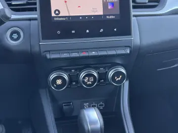 Renault Captur E-TECH Full 145 TECHNO