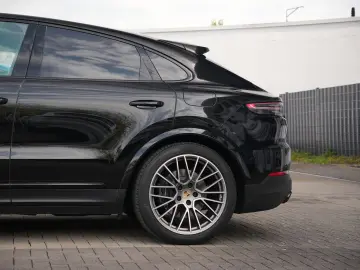 PORSCHE E-Hybrid Coupé PLATINUM-INNO-PDCC-SPORTABG.-VOLL