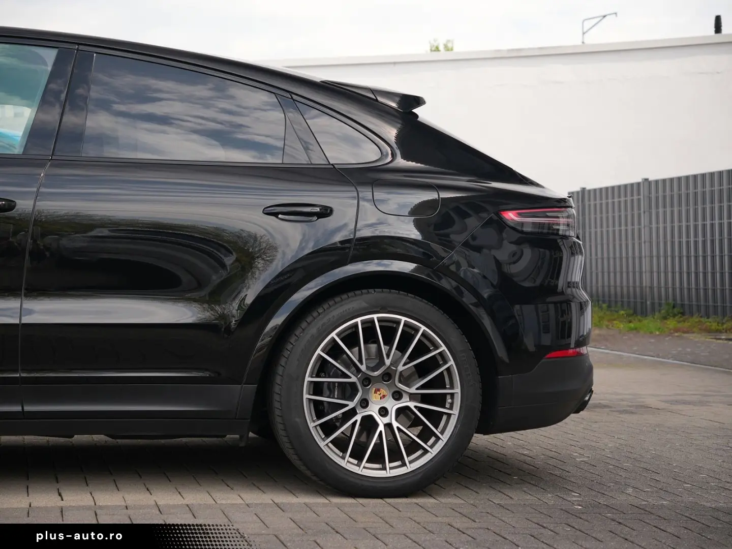PORSCHE E-Hybrid Coupé PLATINUM-INNO-PDCC-SPORTABG.-VOLL