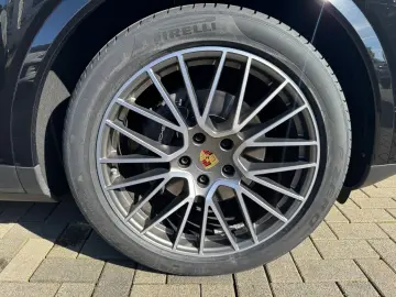 PORSCHE E-Hybrid Coupé PLATINUM-INNO-PDCC-SPORTABG.-VOLL