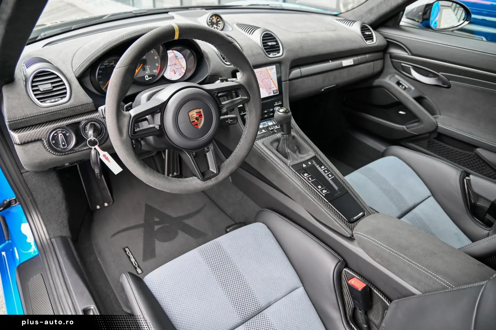 PORSCHE Cayman GT4 RS Clubsport Weissach  Keramik  Lift