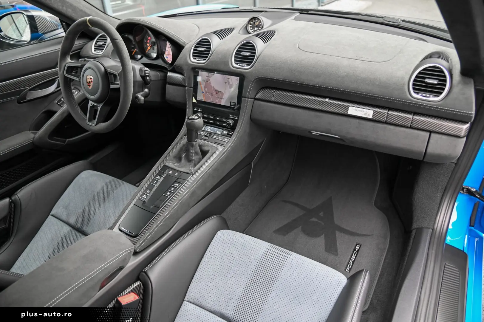 PORSCHE Cayman GT4 RS Clubsport Weissach  Keramik  Lift