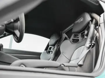 PORSCHE Cayman GT4 RS Clubsport Weissach  Keramik  Lift
