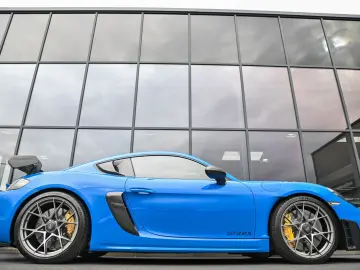 PORSCHE Cayman GT4 RS Clubsport Weissach  Keramik  Lift