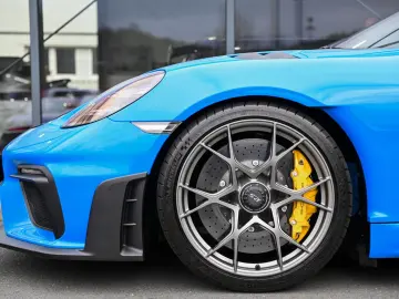 PORSCHE Cayman GT4 RS Clubsport Weissach  Keramik  Lift