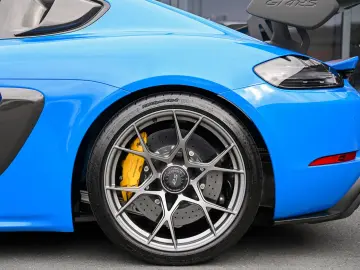 PORSCHE Cayman GT4 RS Clubsport Weissach  Keramik  Lift