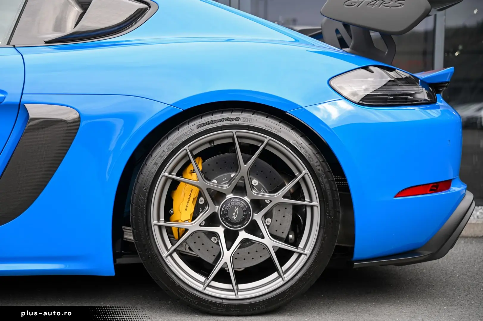 PORSCHE Cayman GT4 RS Clubsport Weissach  Keramik  Lift