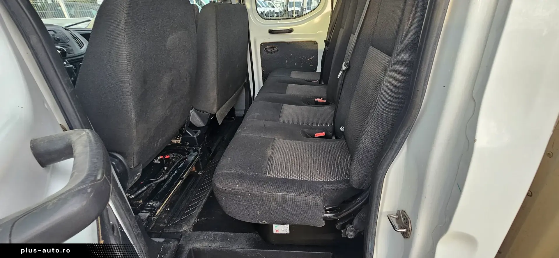 Ford Tansit Doka 7 locuri