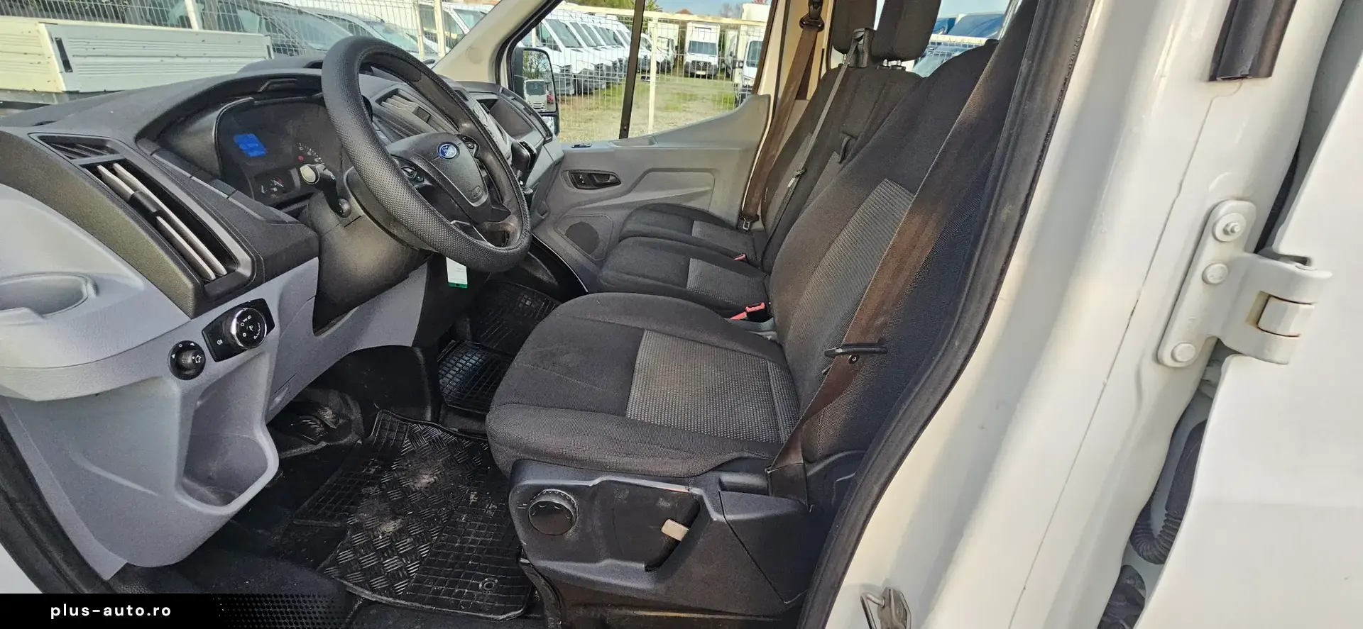 Ford Tansit Doka 7 locuri