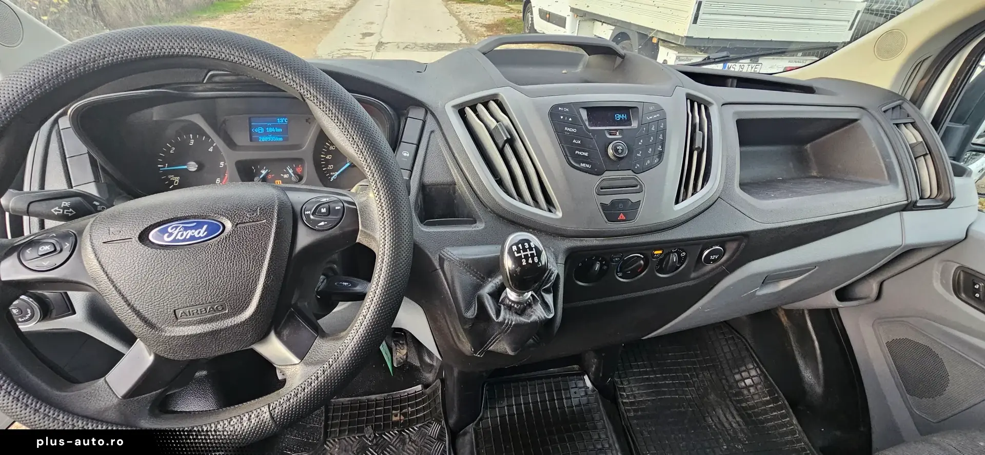 Ford Tansit Doka 7 locuri