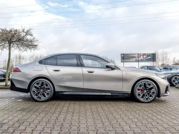 BMW 550e xDrive M Sport Pro HuD Bowers Willkins Komf