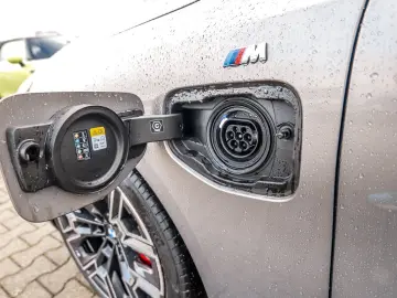 BMW 550e xDrive M Sport Pro HuD Bowers Willkins Komf