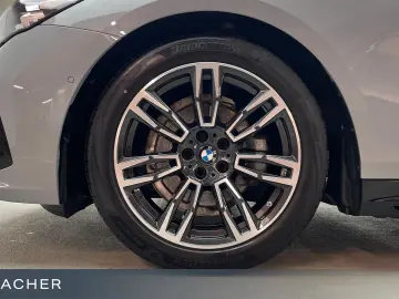 BMW 520d A Lim M-Sport LHZ Keyless DAB PA