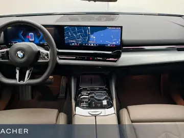 BMW 520d A Lim M-Sport LHZ Keyless DAB PA