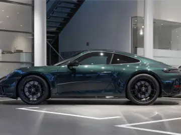Porsche 992 911 Carrera 4 GTS Liftsystem