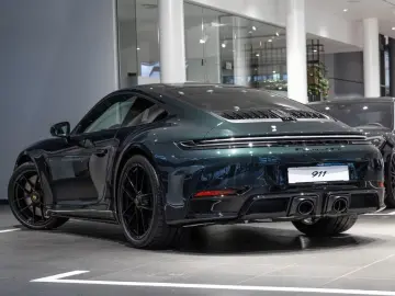 Porsche 992 911 Carrera 4 GTS Liftsystem