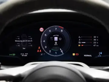 Porsche 992 911 Carrera 4 GTS Liftsystem
