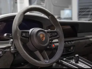 Porsche 992 911 Carrera 4 GTS Liftsystem