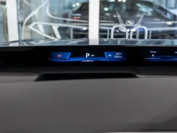 BMW iX3 50 xDr M-Sport 360  PANO LED HUD