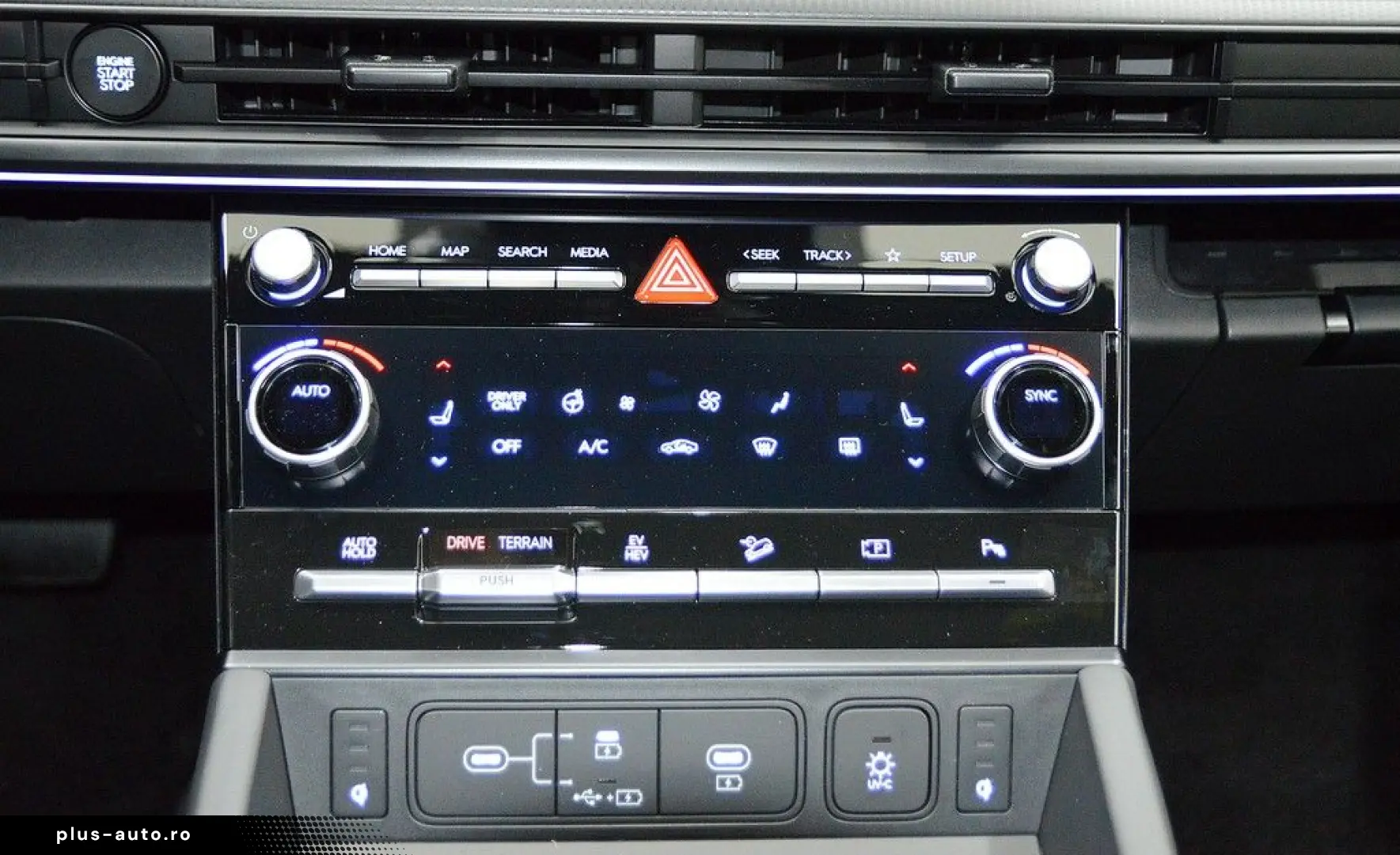 HYUNDAI Santa Fe PHEV (MY25) 1.6 T-GDI 6-AT 4WD BLACKLIN