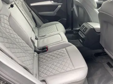 AUDI SQ5 3 0 TDI qu Matrix AHK Kamera Leder Sitzhzg