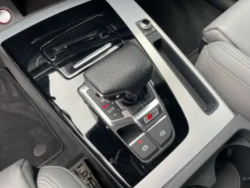 AUDI SQ5 3 0 TDI qu Matrix AHK Kamera Leder Sitzhzg