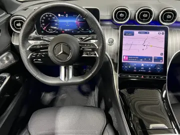 MERCEDES-BENZ C 200 AMG Pano 360