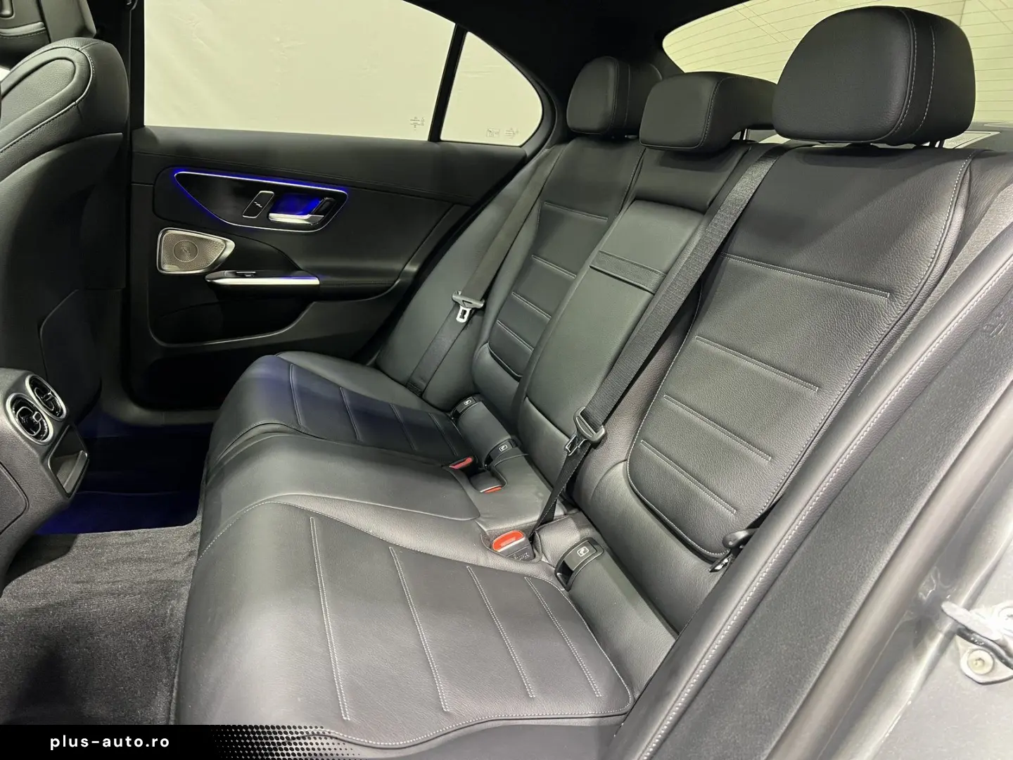 MERCEDES-BENZ C 200 AMG Pano 360