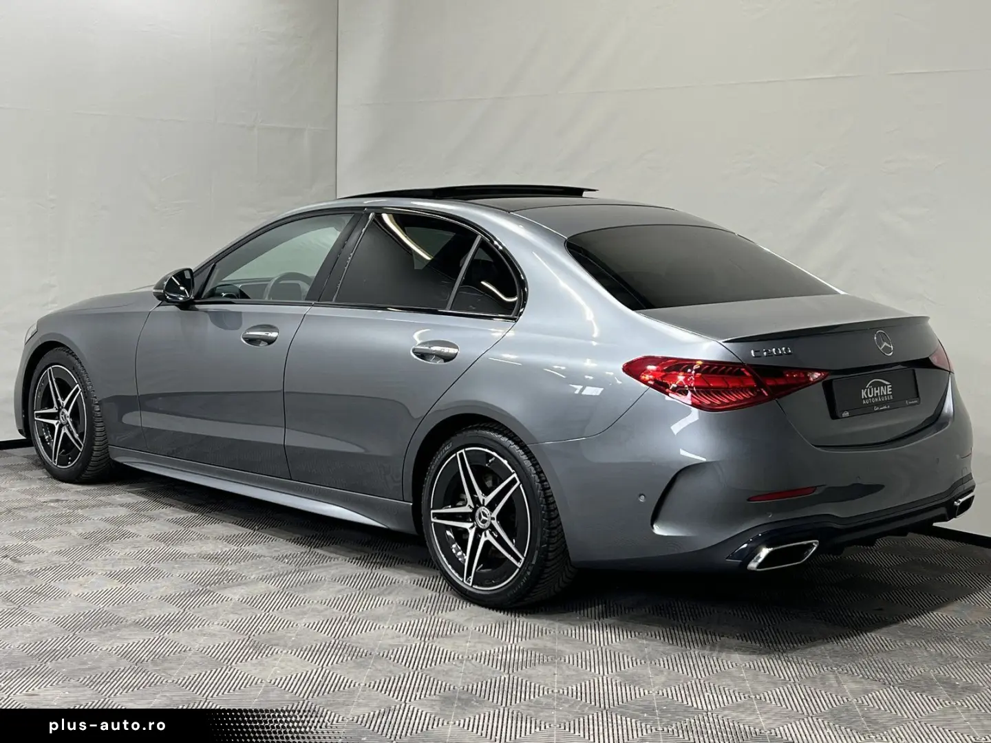 MERCEDES-BENZ C 200 AMG Pano 360