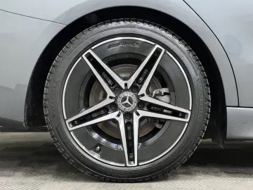MERCEDES-BENZ C 200 AMG Pano 360