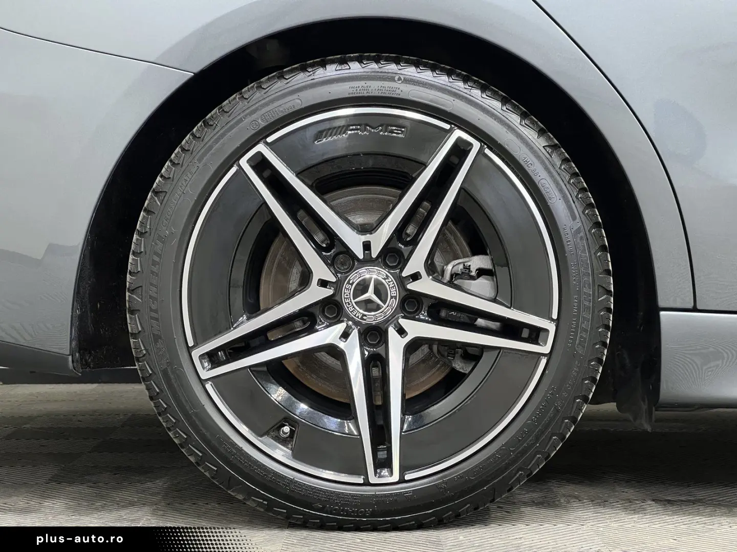 MERCEDES-BENZ C 200 AMG Pano 360