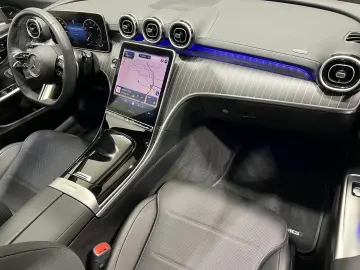 MERCEDES-BENZ C 200 AMG Pano 360