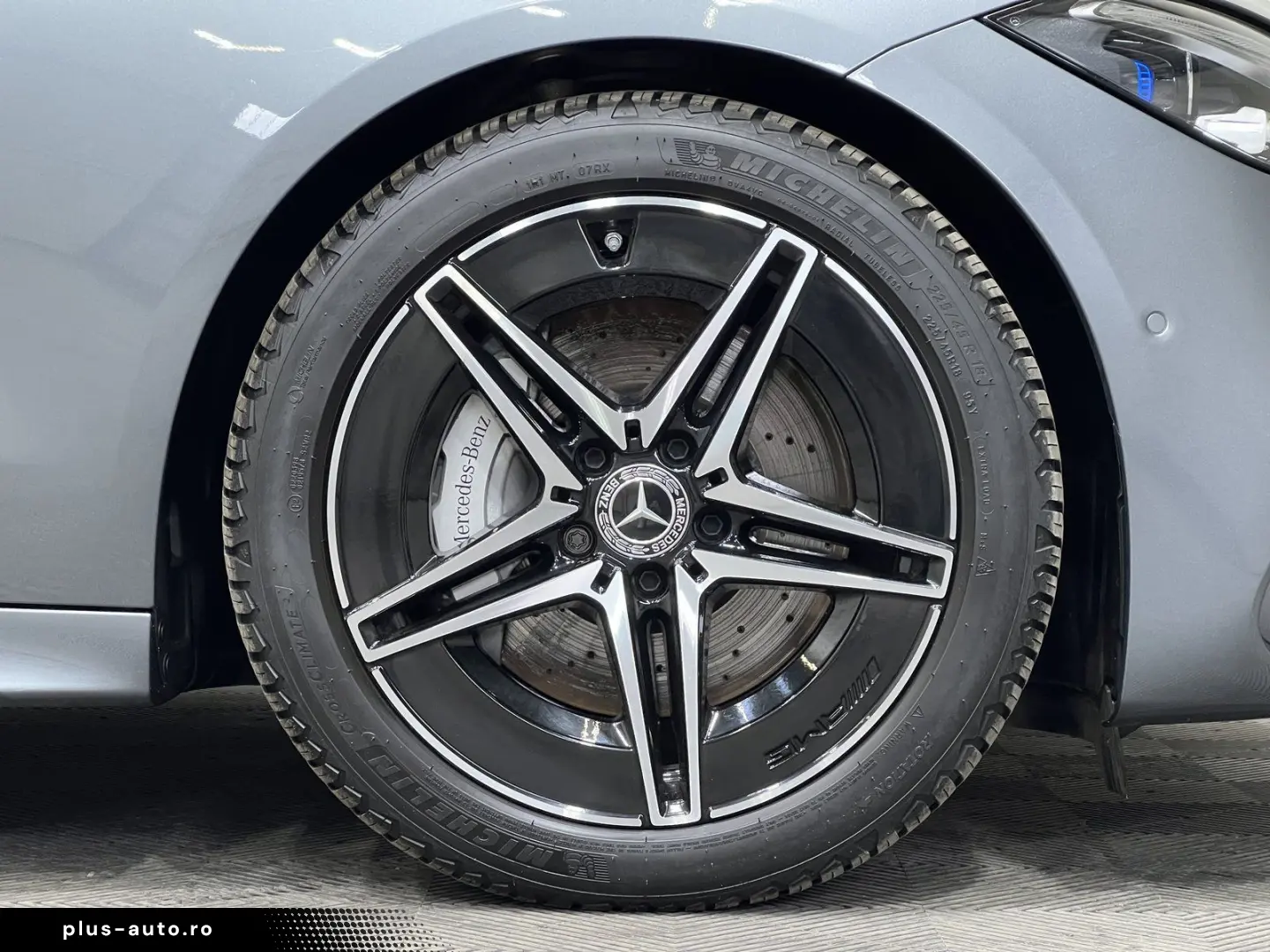 MERCEDES-BENZ C 200 AMG Pano 360