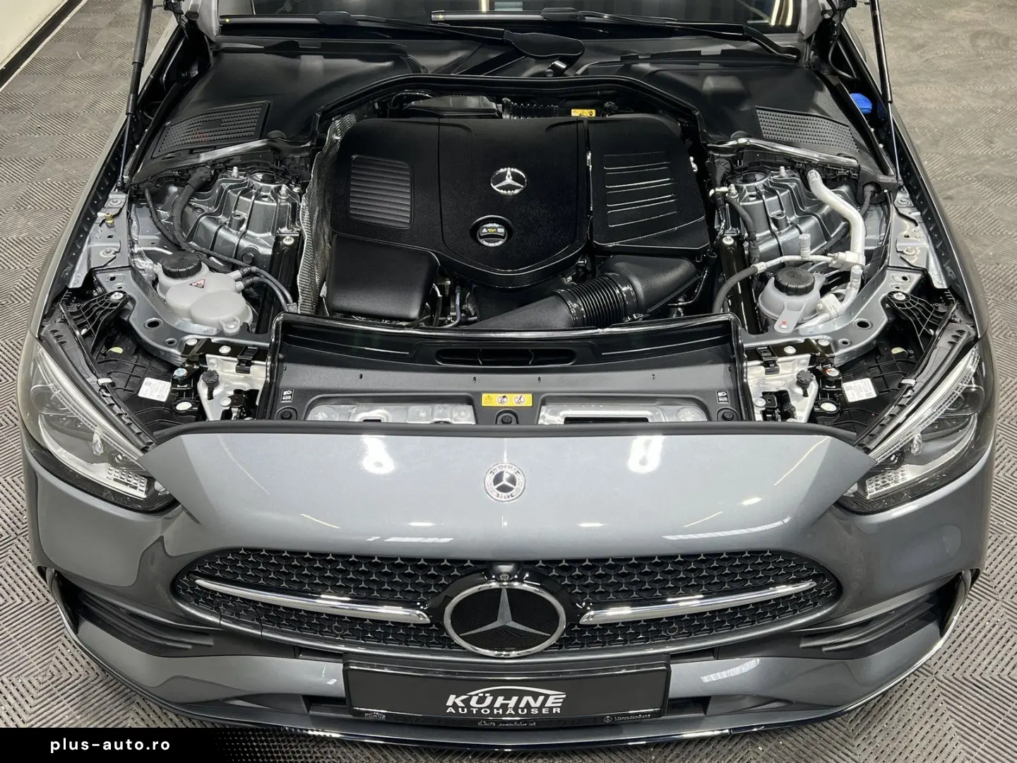 MERCEDES-BENZ C 200 AMG Pano 360