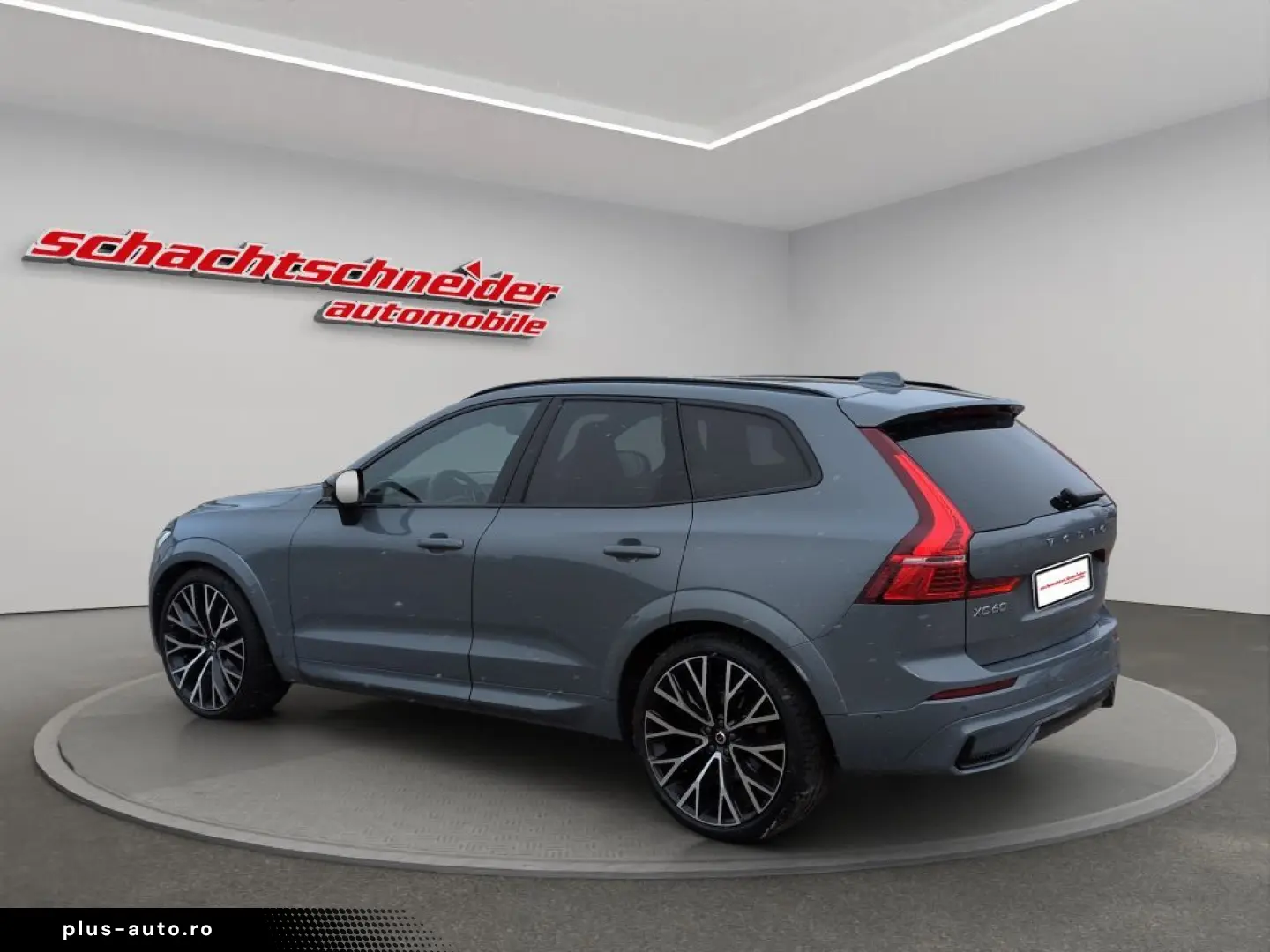 VOLVO XC60 B5 D AWD R-Design HUD Luft 22Zoll Massage
