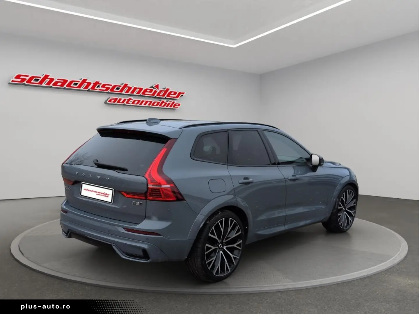 VOLVO XC60 B5 D AWD R-Design HUD Luft 22Zoll Massage