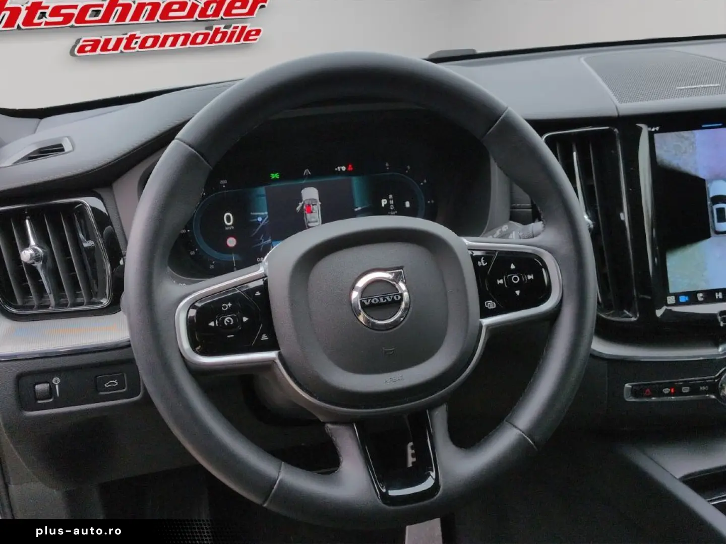 VOLVO XC60 B5 D AWD R-Design HUD Luft 22Zoll Massage