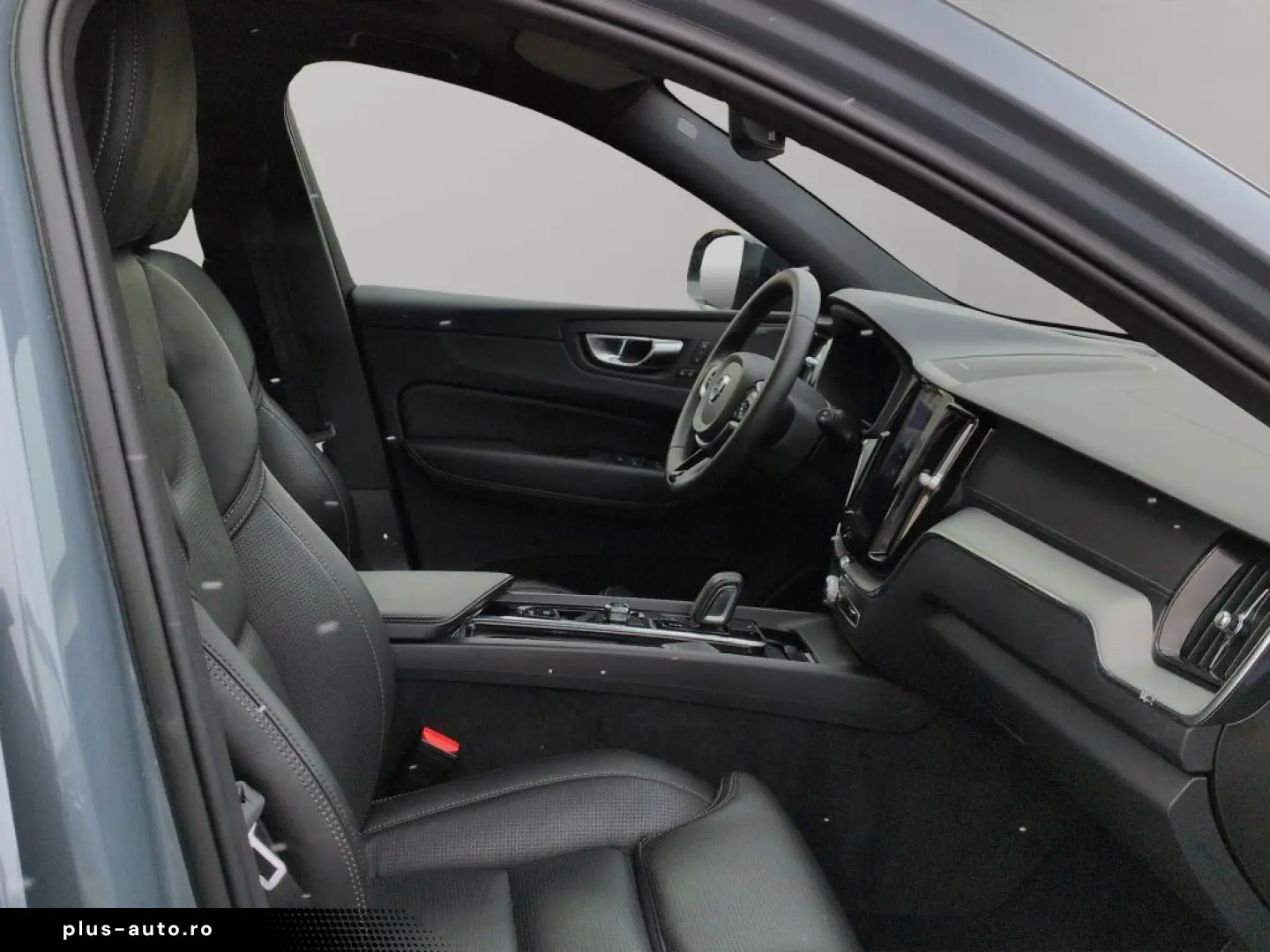 VOLVO XC60 B5 D AWD R-Design HUD Luft 22Zoll Massage