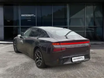 XPENG P7 AWD Performance SHZ Memory Sitze ACC El. Heck