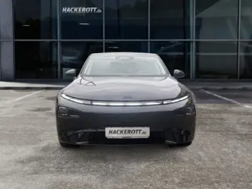 XPENG P7 AWD Performance SHZ Memory Sitze ACC El. Heck