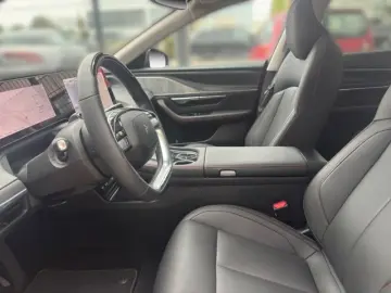 XPENG P7 AWD Performance SHZ Memory Sitze ACC El. Heck