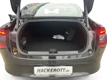 XPENG P7 AWD Performance SHZ Memory Sitze ACC El. Heck