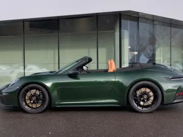 Porsche 992 911 Carrera GTS Cabriolet
