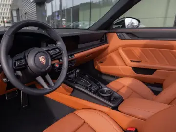 Porsche 992 911 Carrera GTS Cabriolet