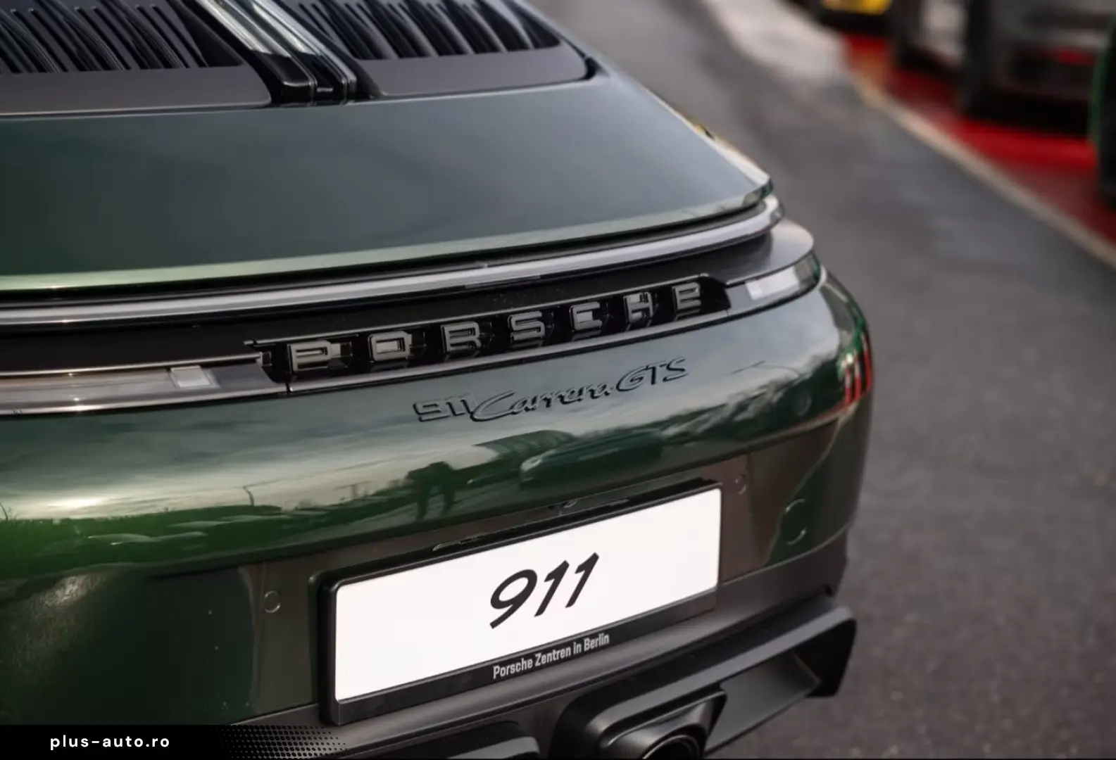 Porsche 992 911 Carrera GTS Cabriolet