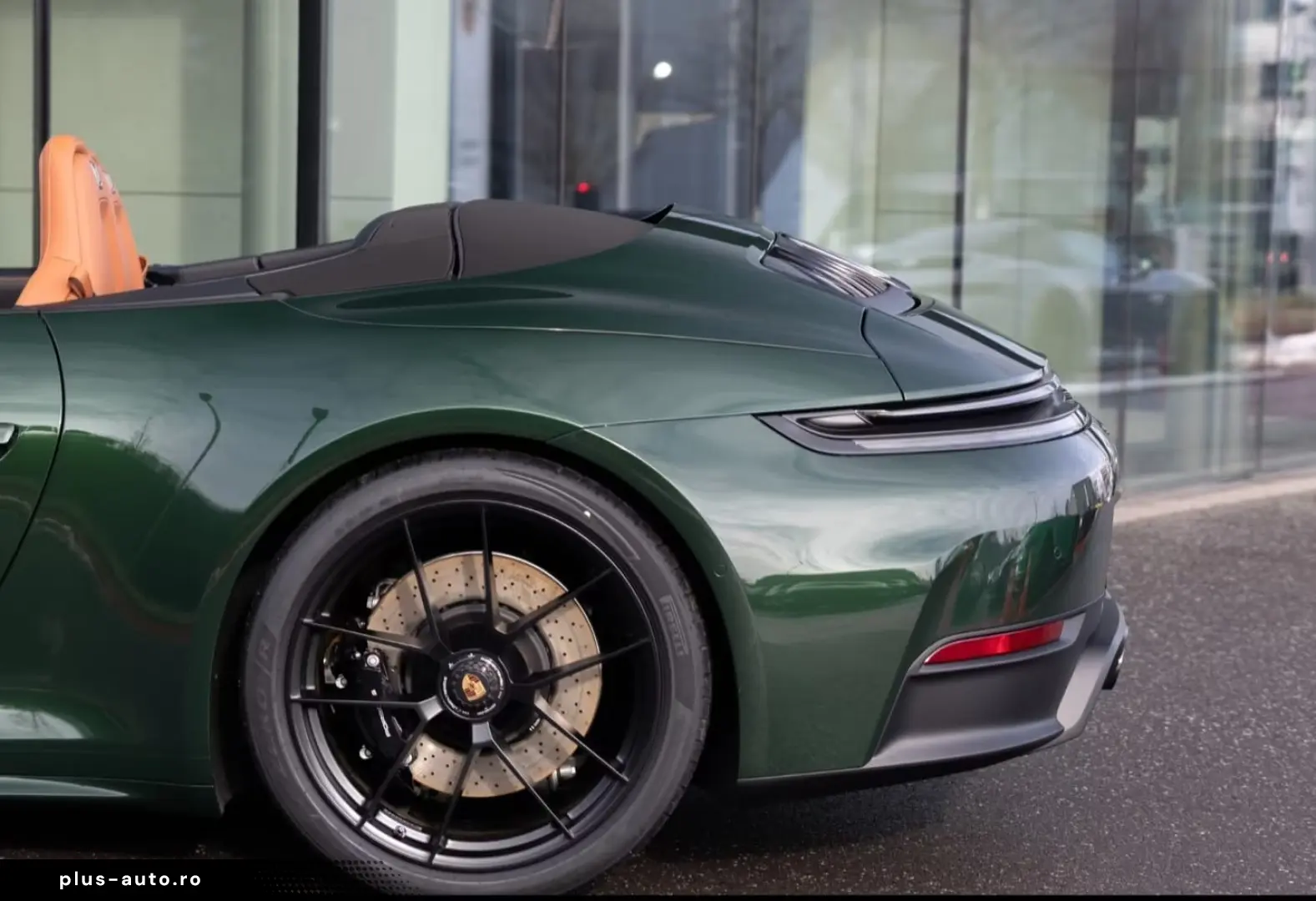 Porsche 992 911 Carrera GTS Cabriolet