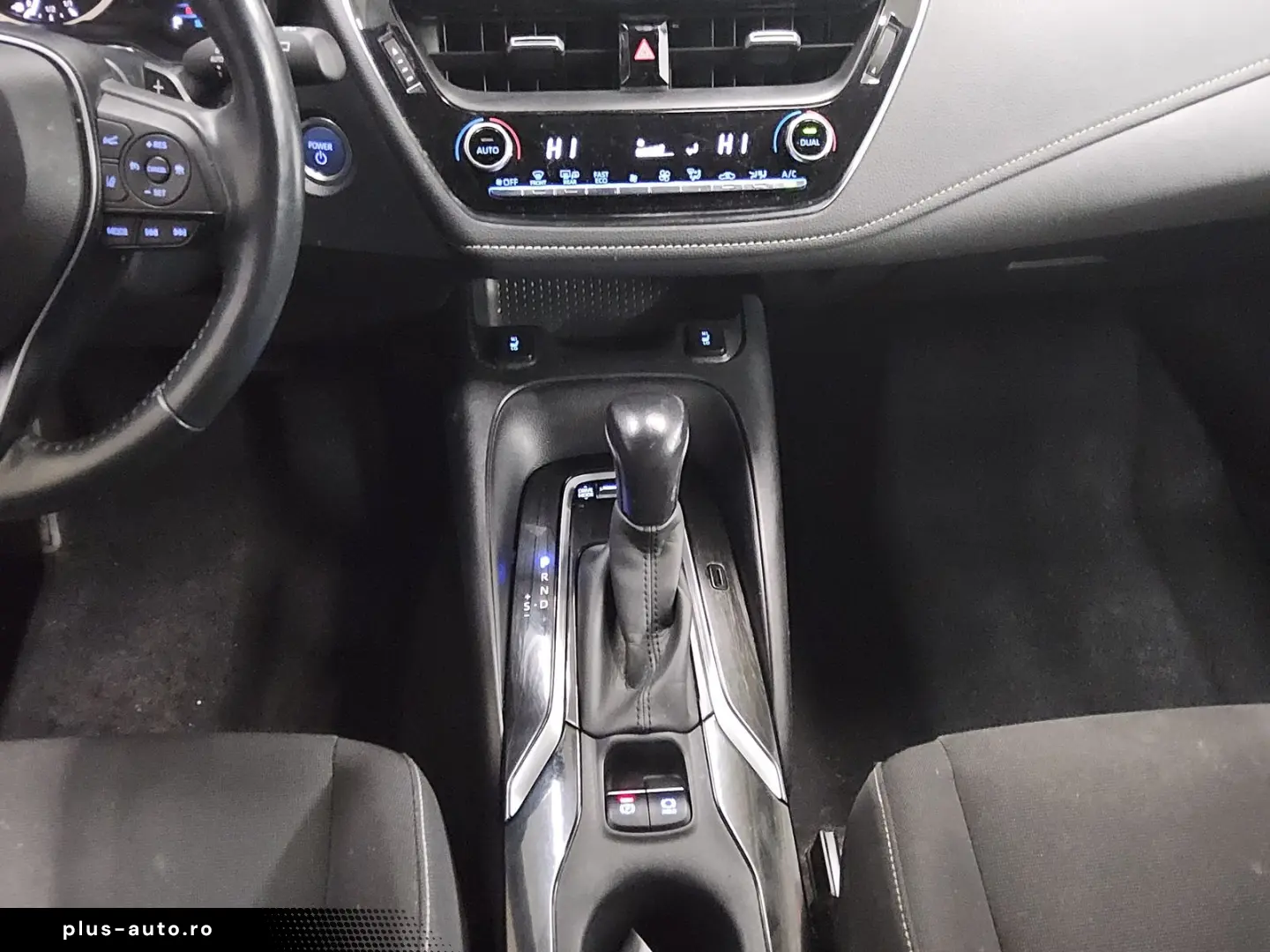TOYOTA Corolla Touring Sports 2.0 Hybrid Edition Navi