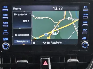 TOYOTA Corolla Touring Sports 2.0 Hybrid Edition Navi
