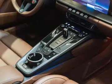 Porsche 992 911 Carrera 4 GTS Clubleder Liftsystem