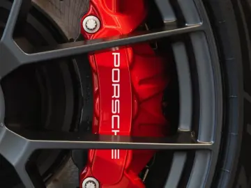 Porsche 992 911 Carrera 4 GTS Clubleder Liftsystem